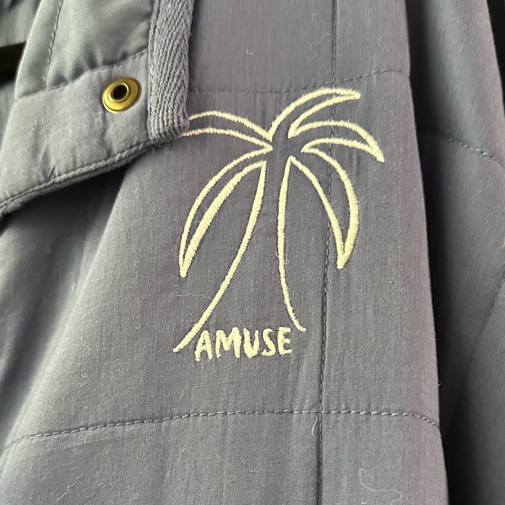 Lightweight Jacket - Picture 2 of 5